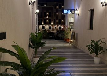 استديو أنيق بسرير ماستر وجلسة جانبية 