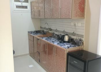 شقة بغرفتين نوم وصالة