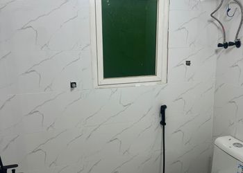 استديو بأثاث مريح وبسيط 
