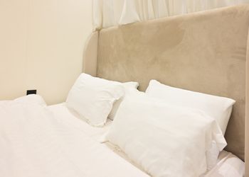 استديو بسرير ماستر وجلسة جانبية 