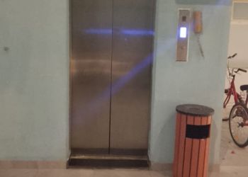 شقة بغرفة معيشة وغرفة نوم 