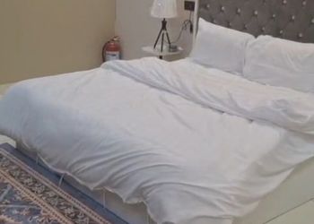 غرفة سرير ماستر بدورة مياة