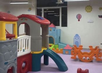 شقة بغرفة نوم وصالة 