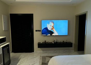 استديو هادئ بسرير ماستر 