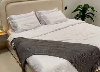 استديو بسرير ماستر