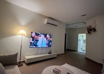 شقة بغرفة نوم وصالة جلوس