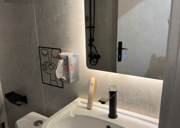 استديو بسرير ماستر ودخول ذاتي