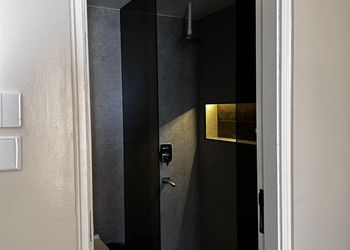 استديو بسرير ماستر ودخول ذاتي