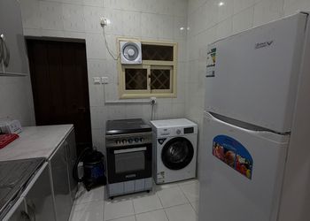 شقة بغرفة نوم وصالة 