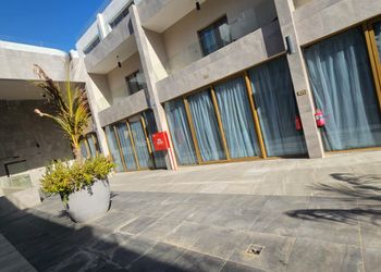 منتجع فندقي فاخر