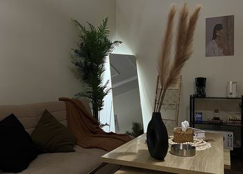 استديو بتصميم انيق ودخول ذاتي