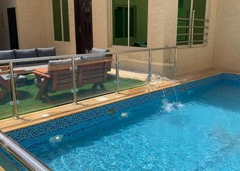 شاليه بمسبح وألعاب اطفال 