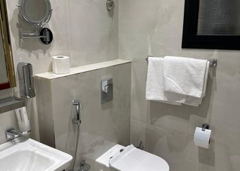 شاليه بألعاب مائية ومسبح خارجي