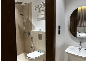 استديو بتصميم أنيق ودخول ذاتي