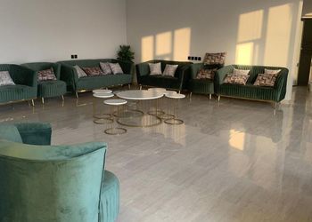 استراحة بمسطح اخضر ومجالس