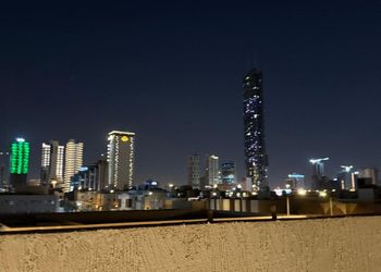 شقة بغرفة معيشة وغرفتين نوم 