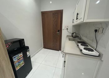 استديو هادئ بسرير ماستر 