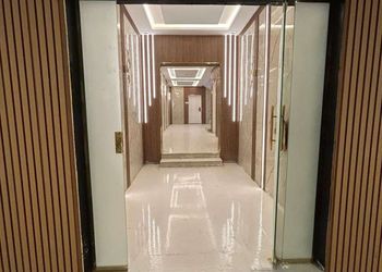 استديو بسرير ماستر وجلسة جانبية 