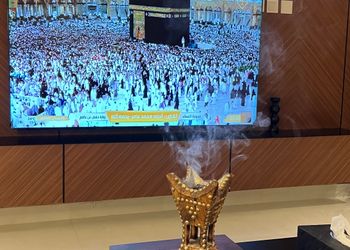 شقة بغرفة جلوس وغرفتين نوم 