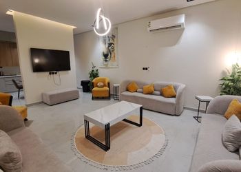 شاليه بألعاب مائية ومجلس