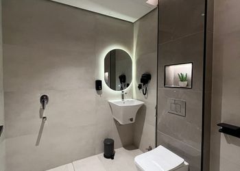 استديو بتصميم انيق ودخول ذاتي 