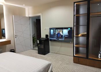 استديو بسرير ماستر وأثاث مريح 