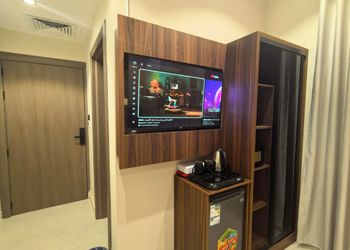 استديو بسرير ماستر وجلسة جانبية