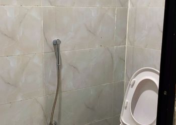 استديو بسرير ماستر وجلسة جانبية
