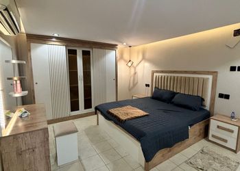 شقة بغرفة نوم وصالة 
