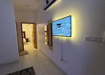 استديو بسرير ماستر