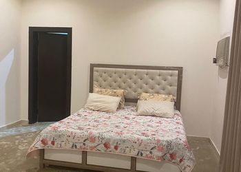استديو بسرير ماستر