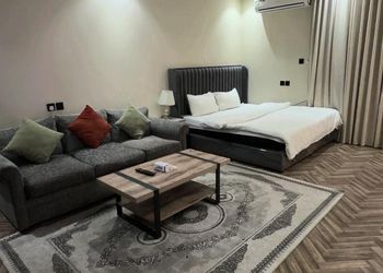 استديو بسرير ماستر