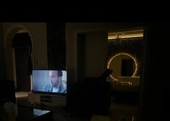 شقة بدخول ذاتي وغرفة جلوس