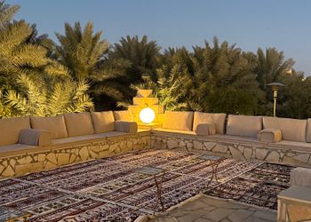 مزرعة بمجالس واسعة وأجواء ممتعة