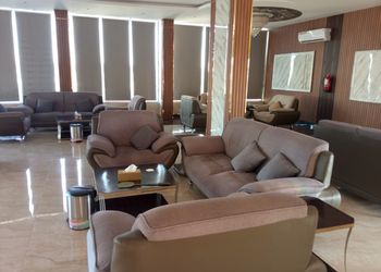 استديو بسرير ماستر وجلسة جانبية 