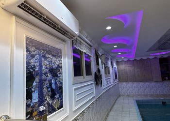 شالية بمجلس مطل على المسبح 
