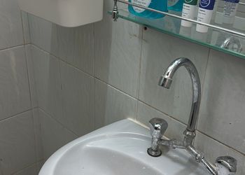 استوديو مودرن ودخول ذاتي