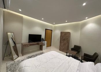 استوديو بسرير ماستر ودخول ذاتي 