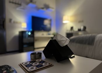 استديو بتصميم انيق ودخول ذاتي