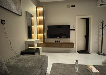 استديو بدخول ذاتي وتصميم هادئ 