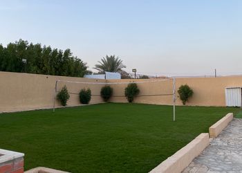 استراحة بمسطح اخضر وجلسة