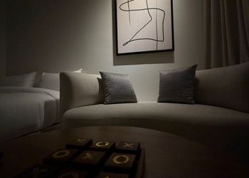استديو بتصميم هادئ ودخول ذاتي