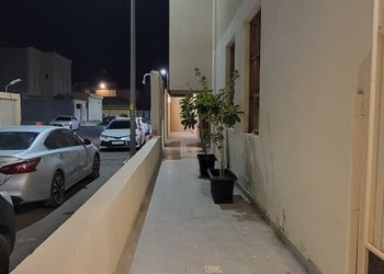 استديو هادئ بسرير ماستر 