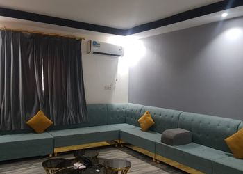 شقة بغرفه نوم ومجلس واسع