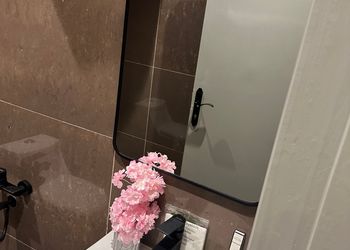 استديو بسرير ماستر وجلسة جانبية 