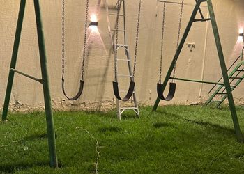 شاليه بغرفة بروجكتر ومسبح ومجلس
