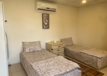 استراحة ومسطح اخضر 