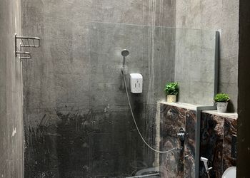 شاليه بألعاب مائية ومسبح