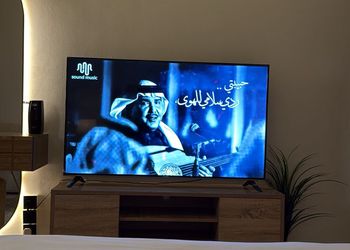 استديو بسرير ماستر وجلسة جانبية 