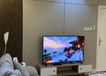 شقة بصالة مريحة ودخول ذاتي 